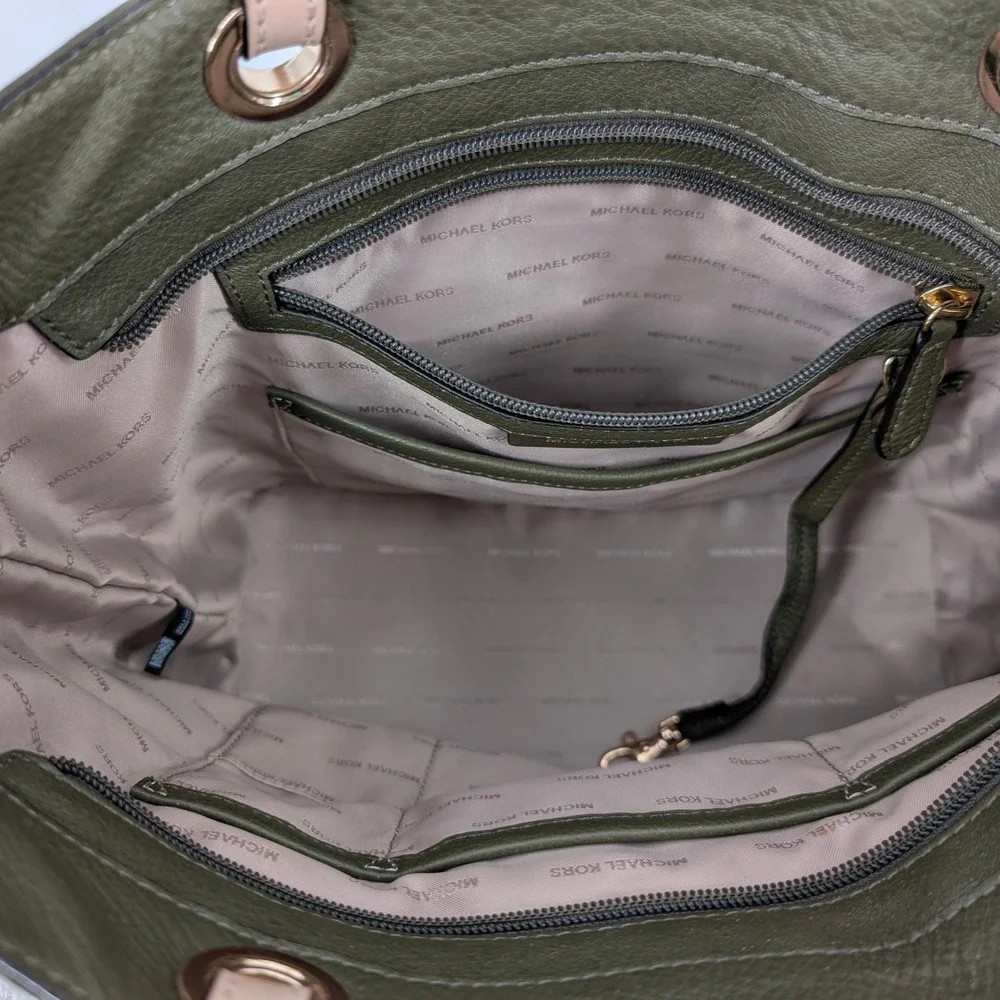 Michael Kors Bedford Medium Pocket Tote Olive Green Pebbled‎ Leather Handbag